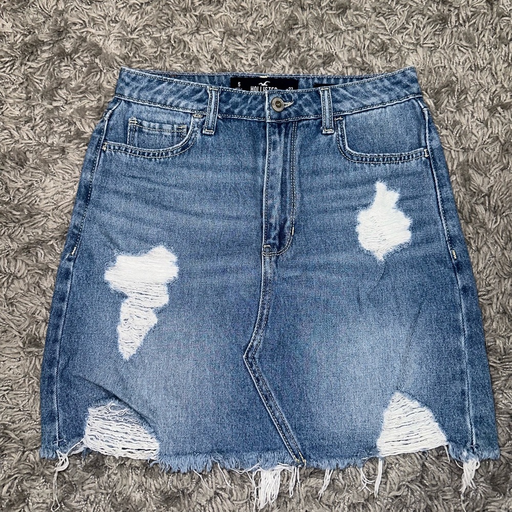 Hollister Ultra High-Rise Skirt